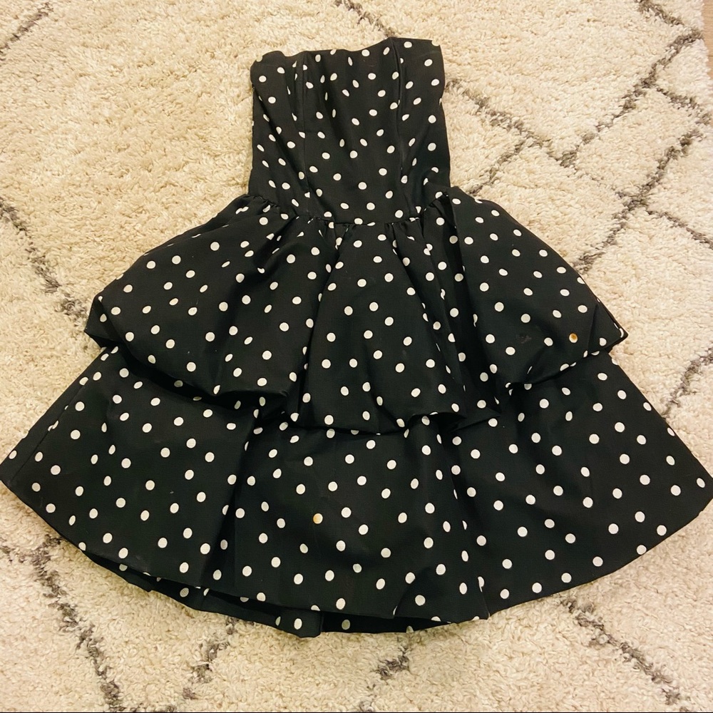 Perfect 80’s strapless dress